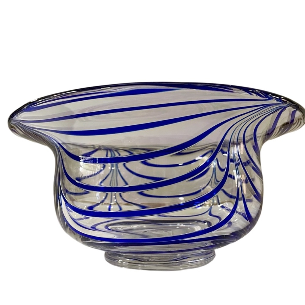 Vintage Metropolitan Museum of Art Cobalt Blue & Clear Swirl Art Glass Bowl